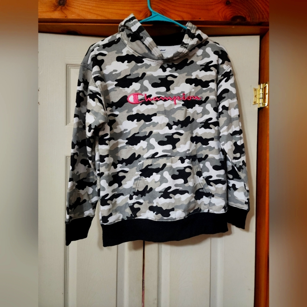 Girls Champion hoodie size XL